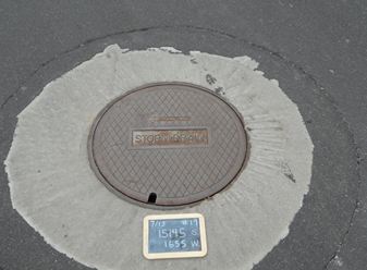 File:Manhole.jpg